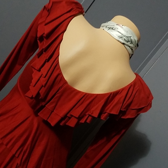 Gorgeous layered ruffle top - Picture 5 of 8